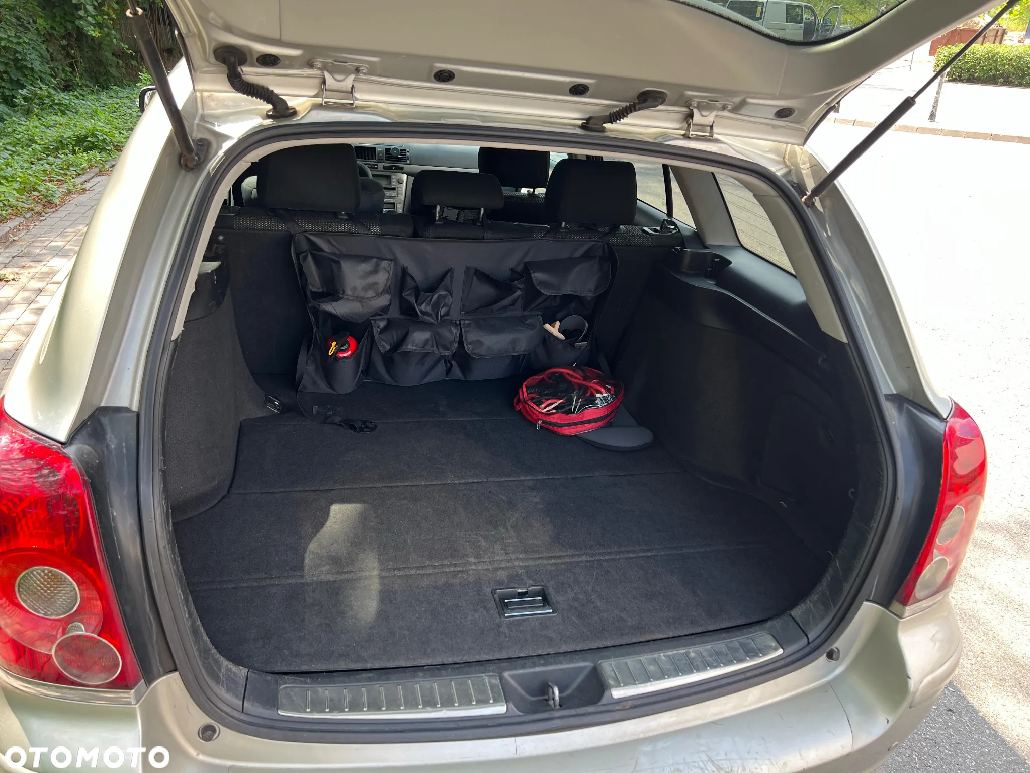 Toyota Avensis 2.0 VVT-i Combi Automatik Sol - 5