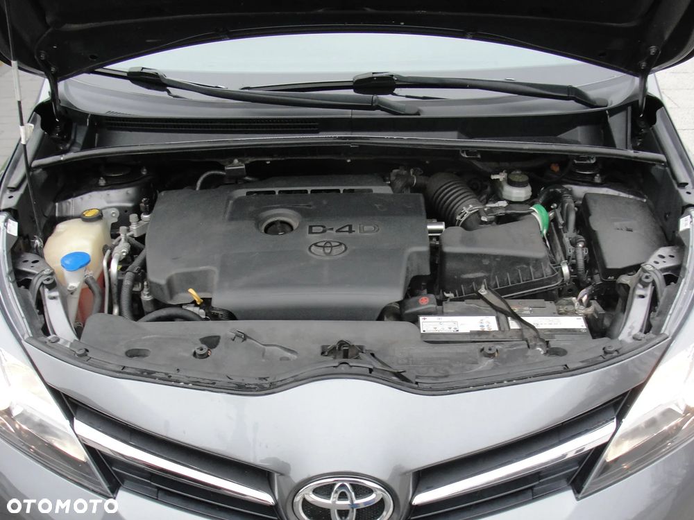 Toyota Verso 2.0 D-4D 7-Sitzer Executive - 17