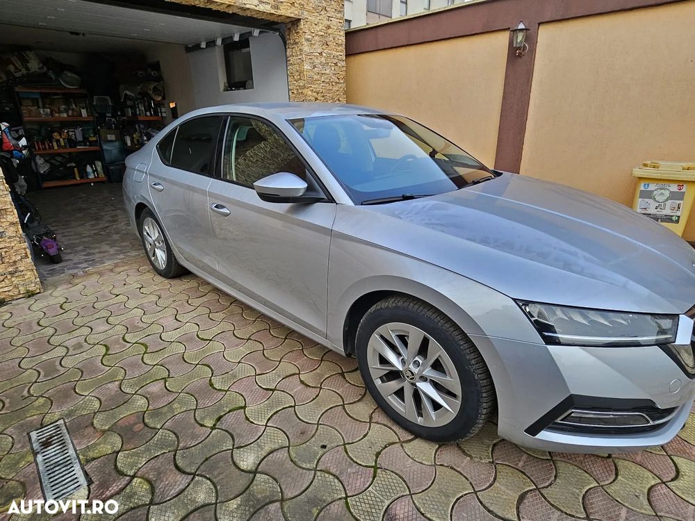 Skoda Octavia 2.0 TDI DSG Ambition - 6