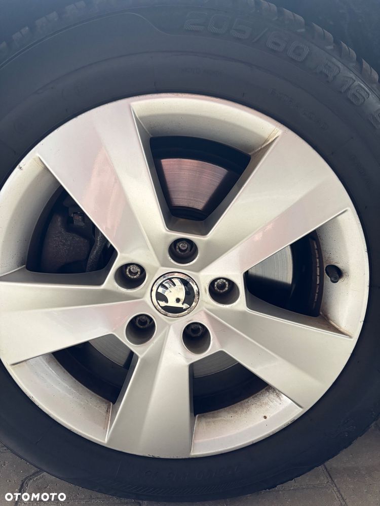 Skoda Superb 1.6 TDI GreenLine - 18