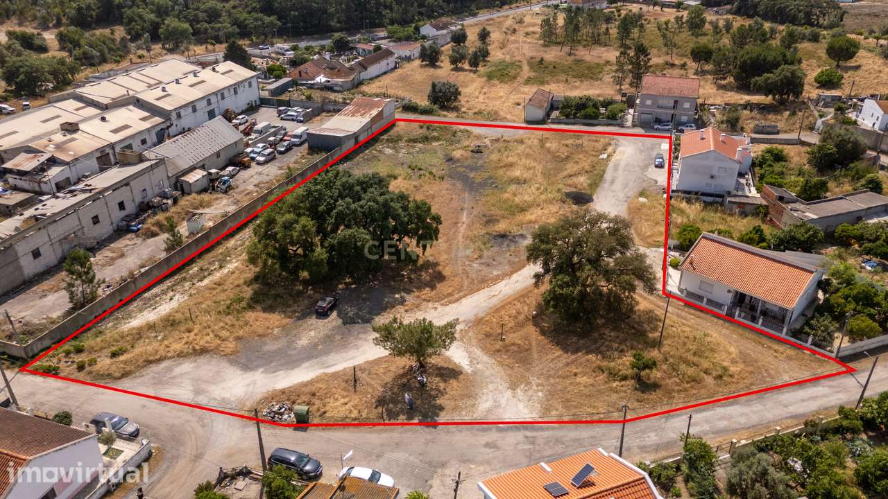 Terreno c/ projeto de loteamento aprovado para 10 lotes a 20 min de Li - Grande imagem: 2/34