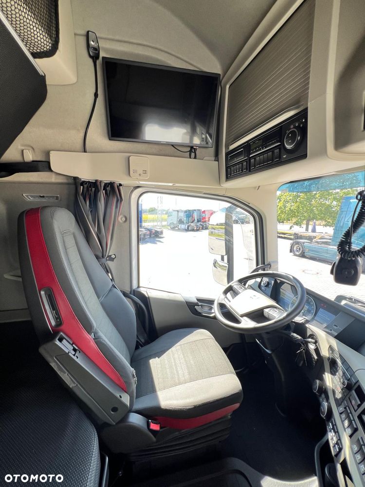 Volvo FH460 - 34