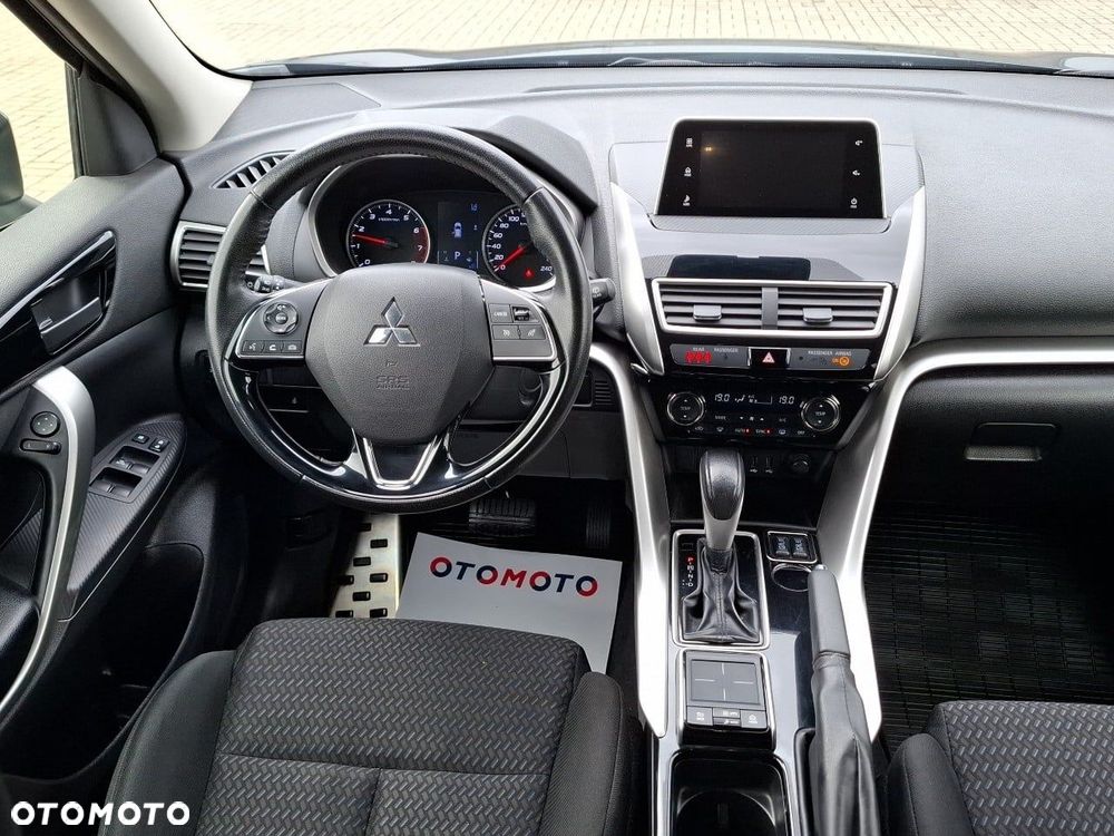 Mitsubishi Eclipse Cross 1.5 T Invite Plus CVT - 8
