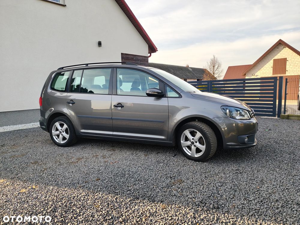 Volkswagen Touran 2.0 TDI DPF STYLE - 5