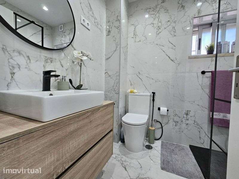 Alugo Apartamento  T2 - Grande imagem: 2/12