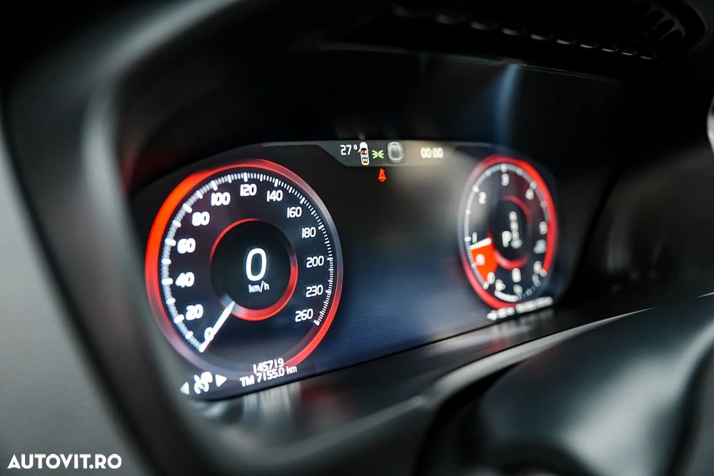 Volvo XC 90 B5 D AWD Geartronic RDesign - 35