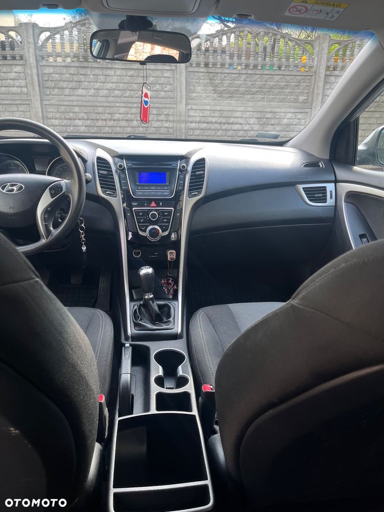 Hyundai i30 1.6 CRDi Classic - 8