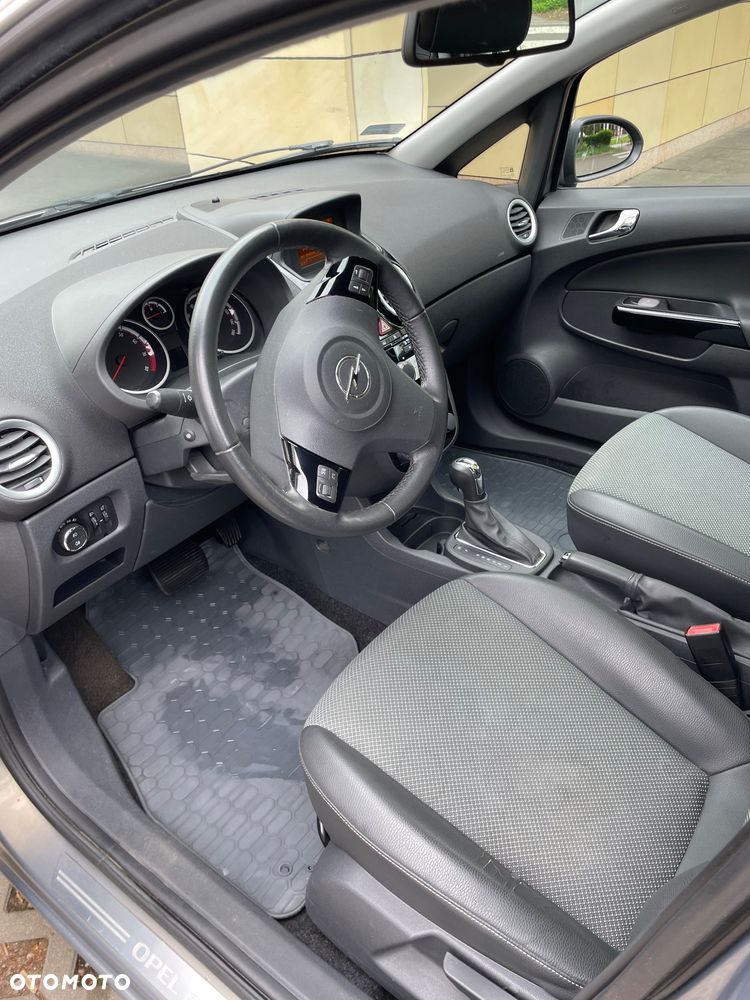 Opel Corsa - 11