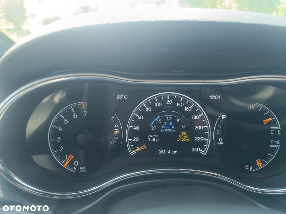 Jeep Grand Cherokee - 22