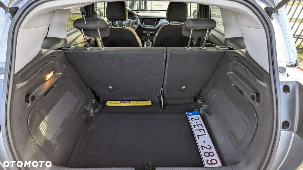 Opel Crossland X - 36