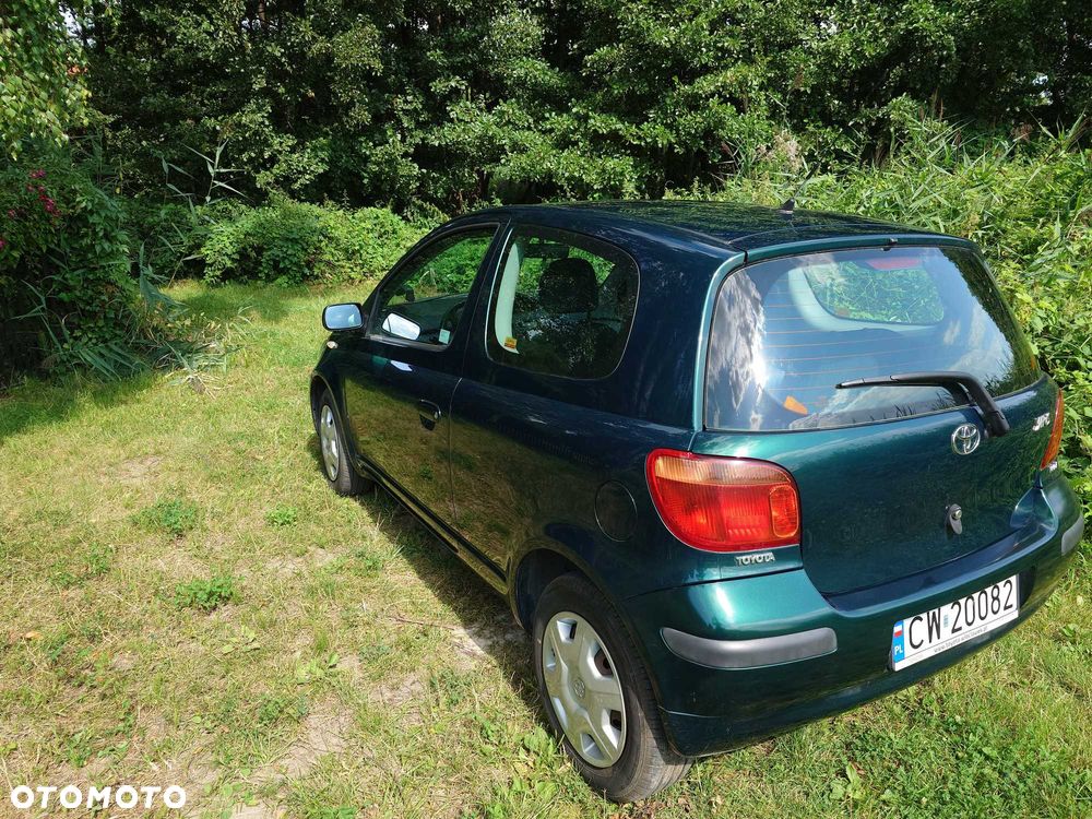 Toyota Yaris - 4