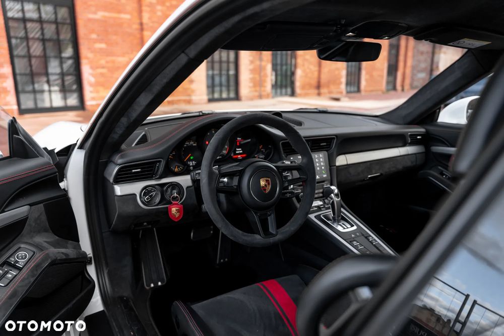 Porsche 911 GT3 PDK - 27