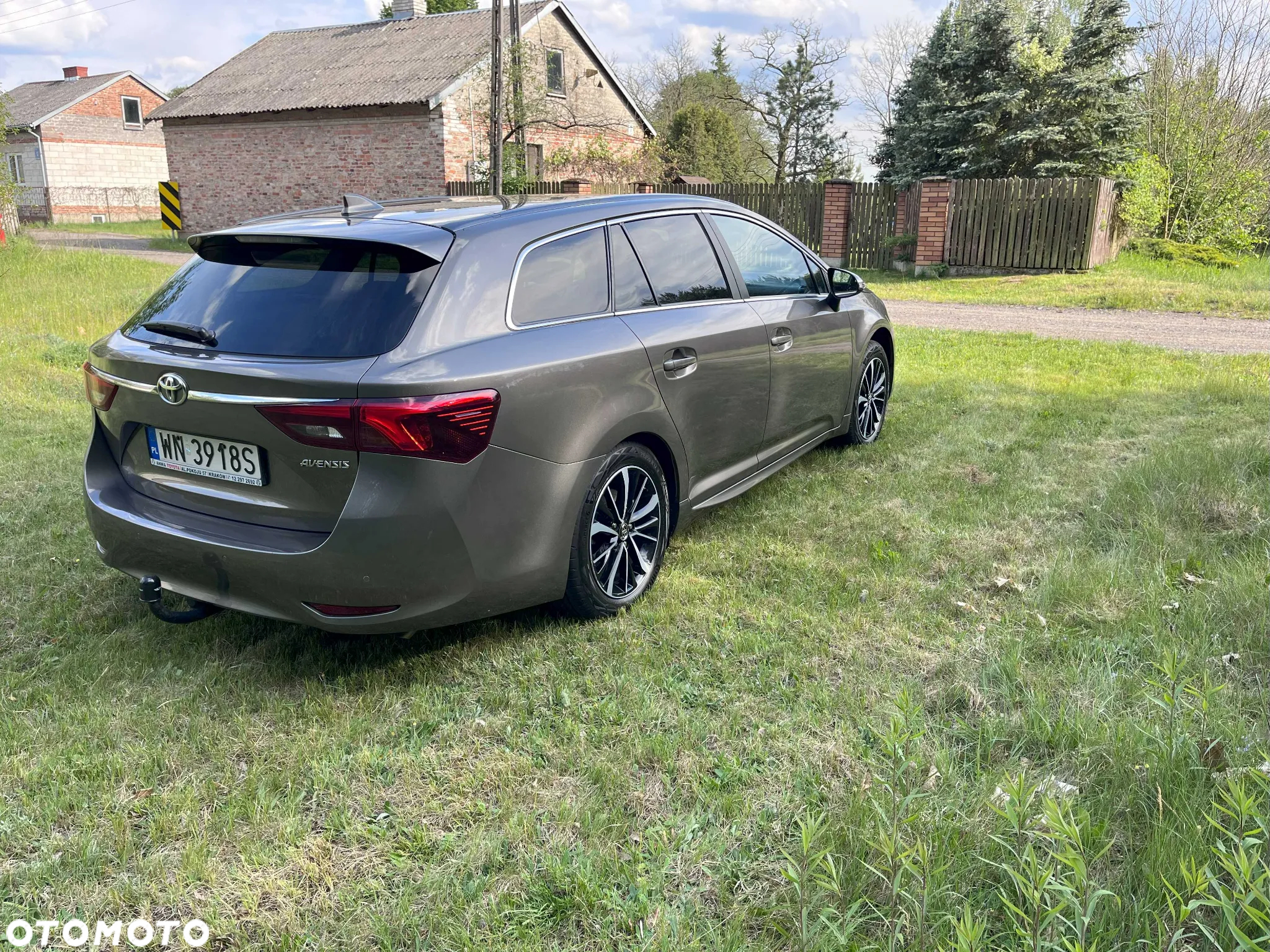Toyota Avensis 2.0 D-4D Premium - 5