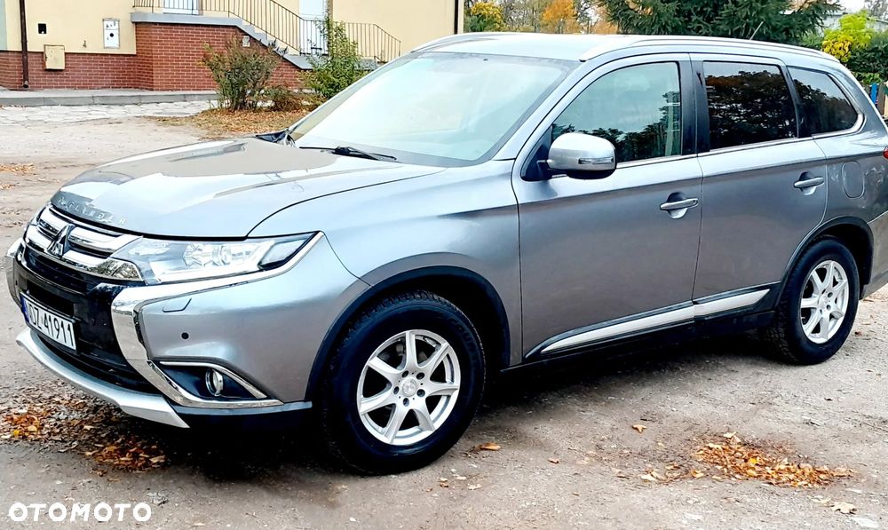 Mitsubishi Outlander 2.2 DID Intense + - 6