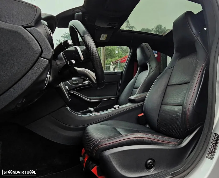 Mercedes-Benz CLA 45 AMG 4Matic 7G-DCT - 5