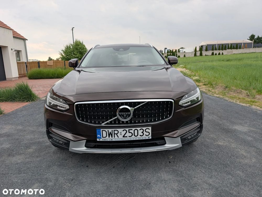 Volvo V90 D5 AWD Inscription - 3