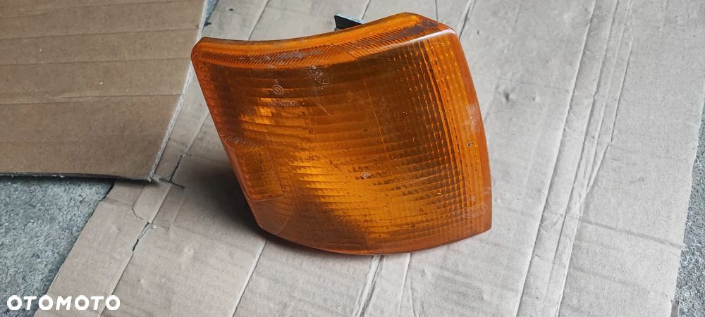 Kierunkowskaz migacz prawy  VW T4 oryginał - 2