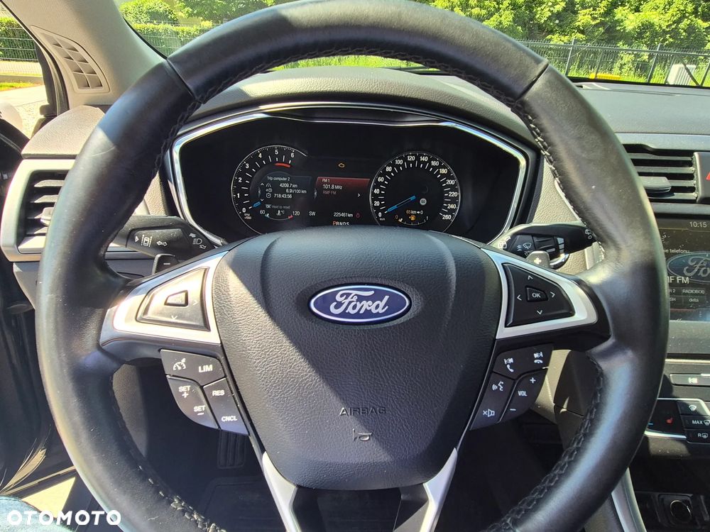 Ford Mondeo 2.0 TDCi Titanium PowerShift - 17
