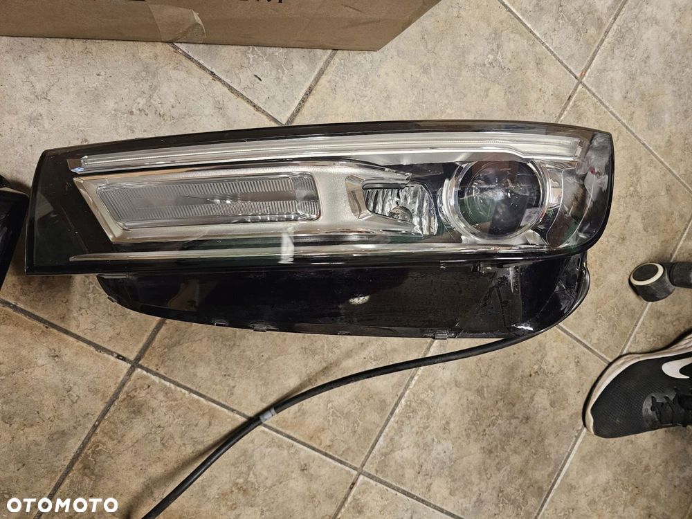 zderzak maska lampa pas przedni audi q5 80a 2018 2.0 tdi - 11