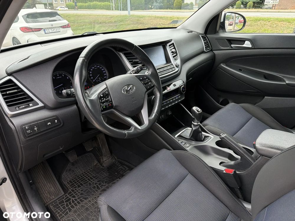 Hyundai Tucson 1.6 GDI BlueDrive Comfort 2WD - 10