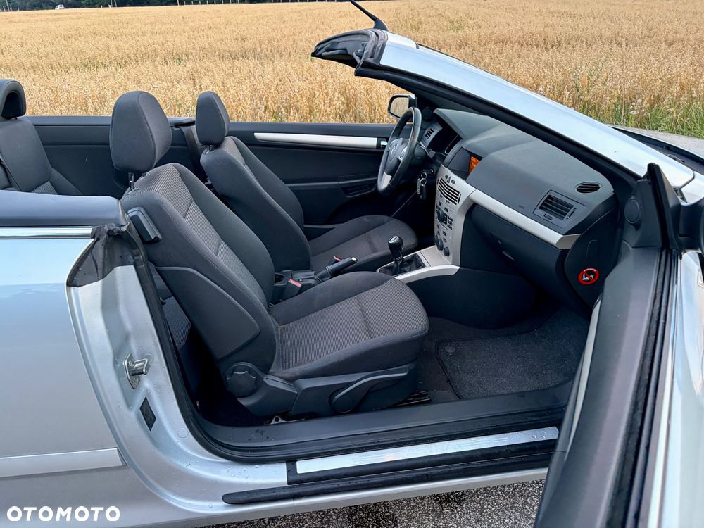 Opel Astra 1.6 Edition - 32