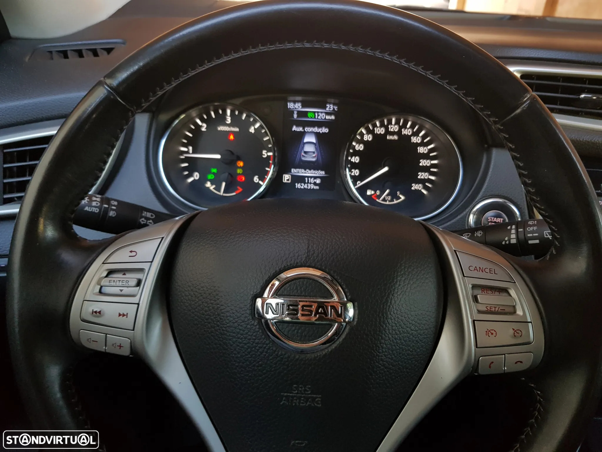 Nissan Qashqai 1.6 dCi 360 Xtronic - 23