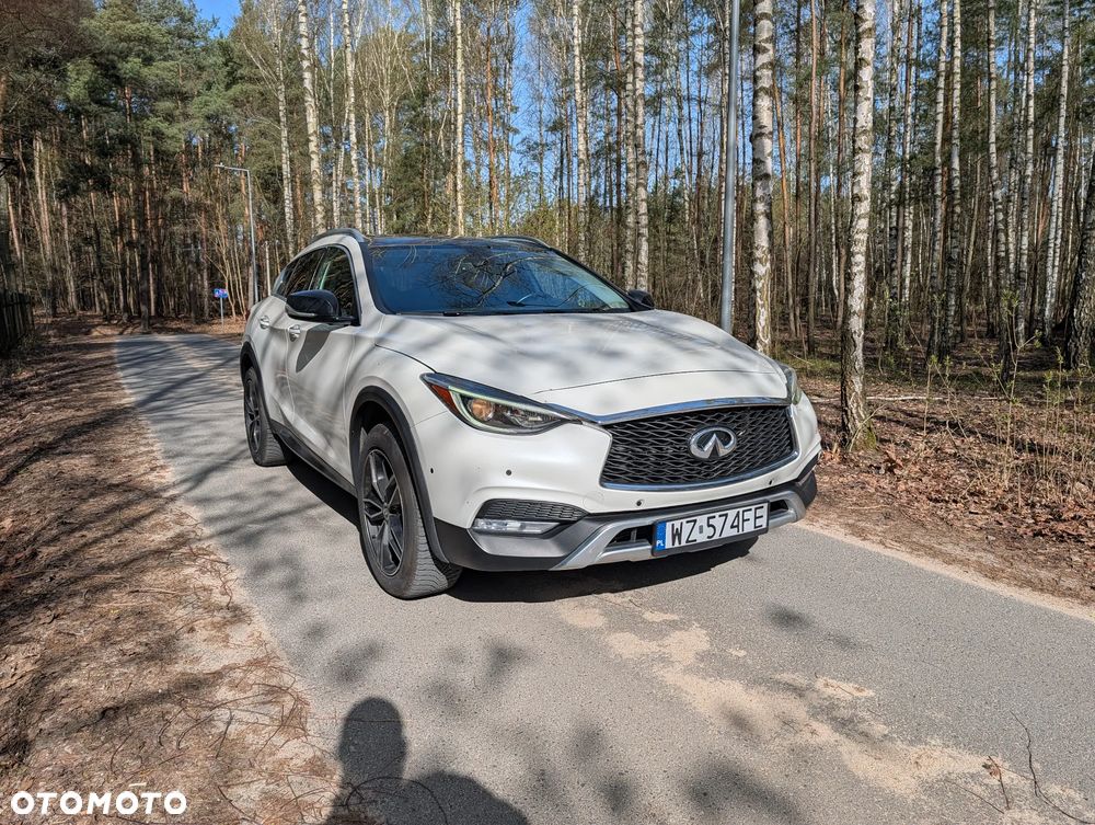 Infiniti QX30 2.0t DCT AWD Premium - 2