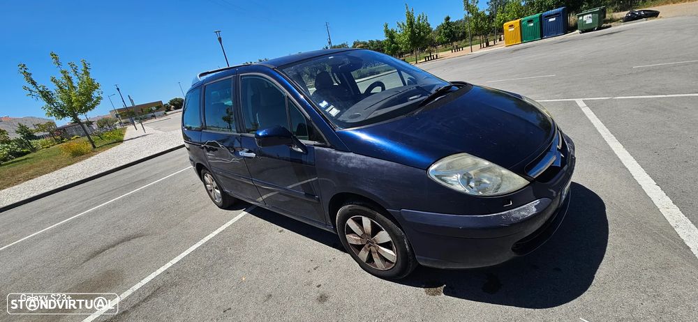 Citroën C8 2.2 HDi 16V Exclusive - 2