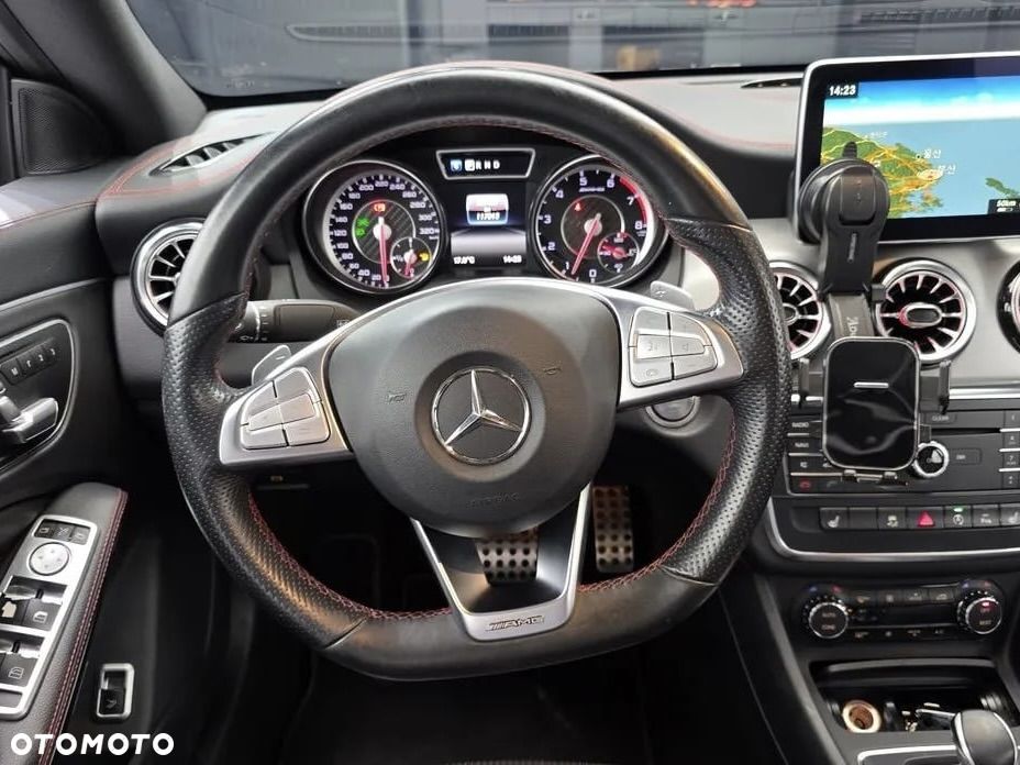 Mercedes-Benz CLA AMG 45 4Matic 7G-DCT - 7
