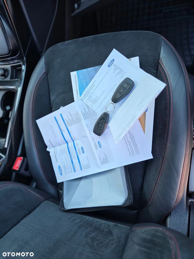 Ford Kuga 2.0 TDCi 4x4 ST-Line - 30