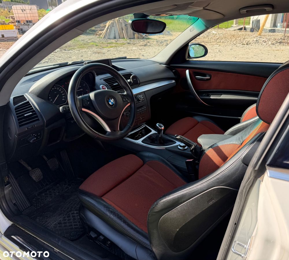 BMW Seria 1 123d - 10