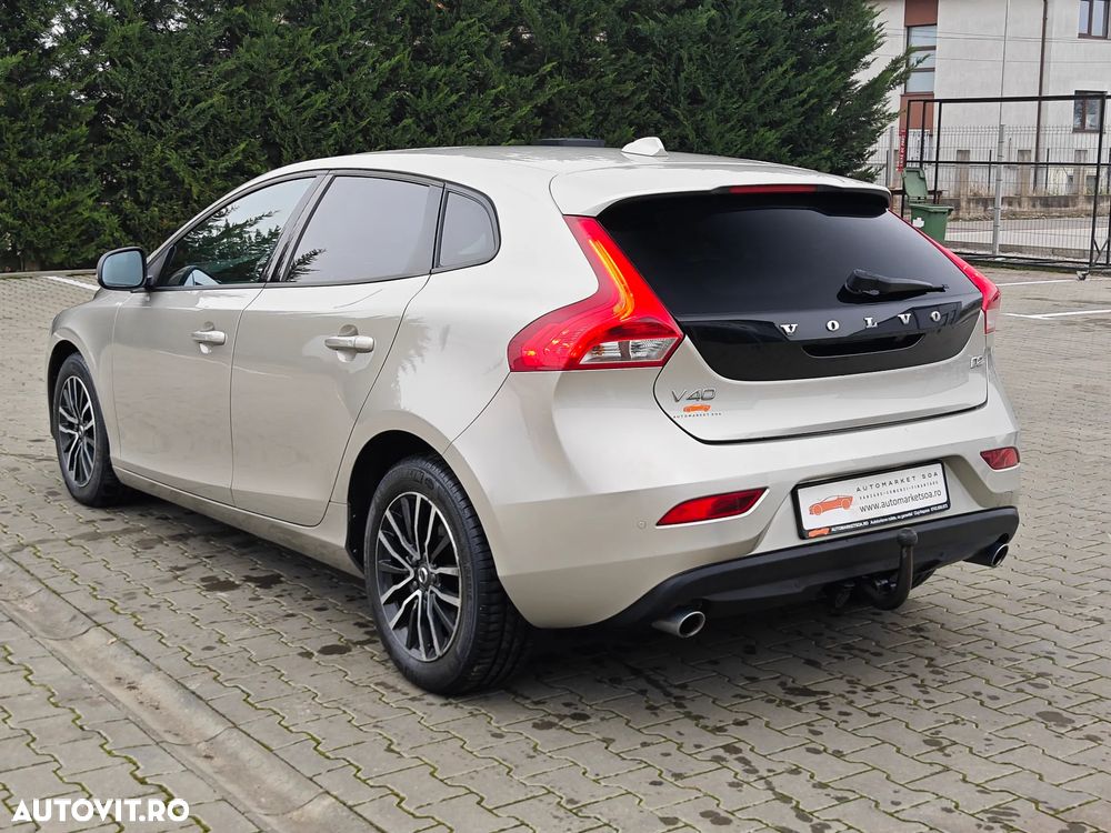 Volvo V40 D2 Geartronic Linje Svart - 3