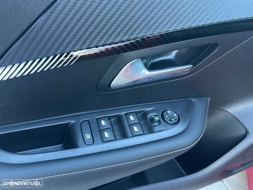 Peugeot 208 1.2 PureTech Allure - 14