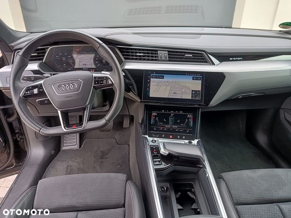 Audi e-tron - 8