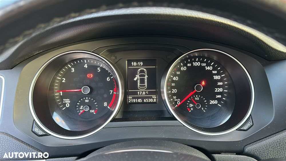 Volkswagen Jetta 1.2 TSI Comfortline - 17