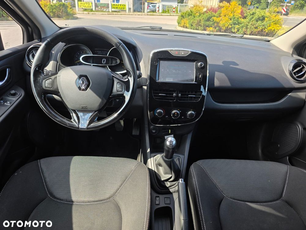 Renault Clio - 13