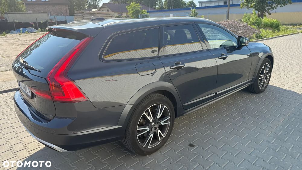 Volvo V90 Cross Country D5 AWD - 4