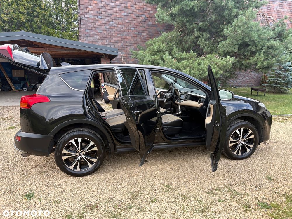 Toyota RAV4 2.2 D-4D 4x4 Automatik Comfort - 13