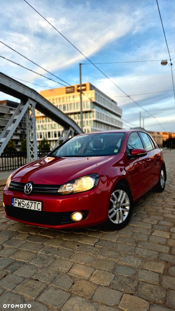 2010 Volkswagen Golf, photograph 1