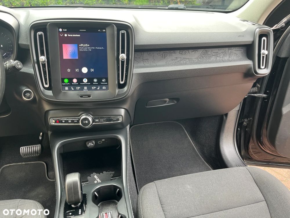 Volvo XC 40 B3 Essential - 12