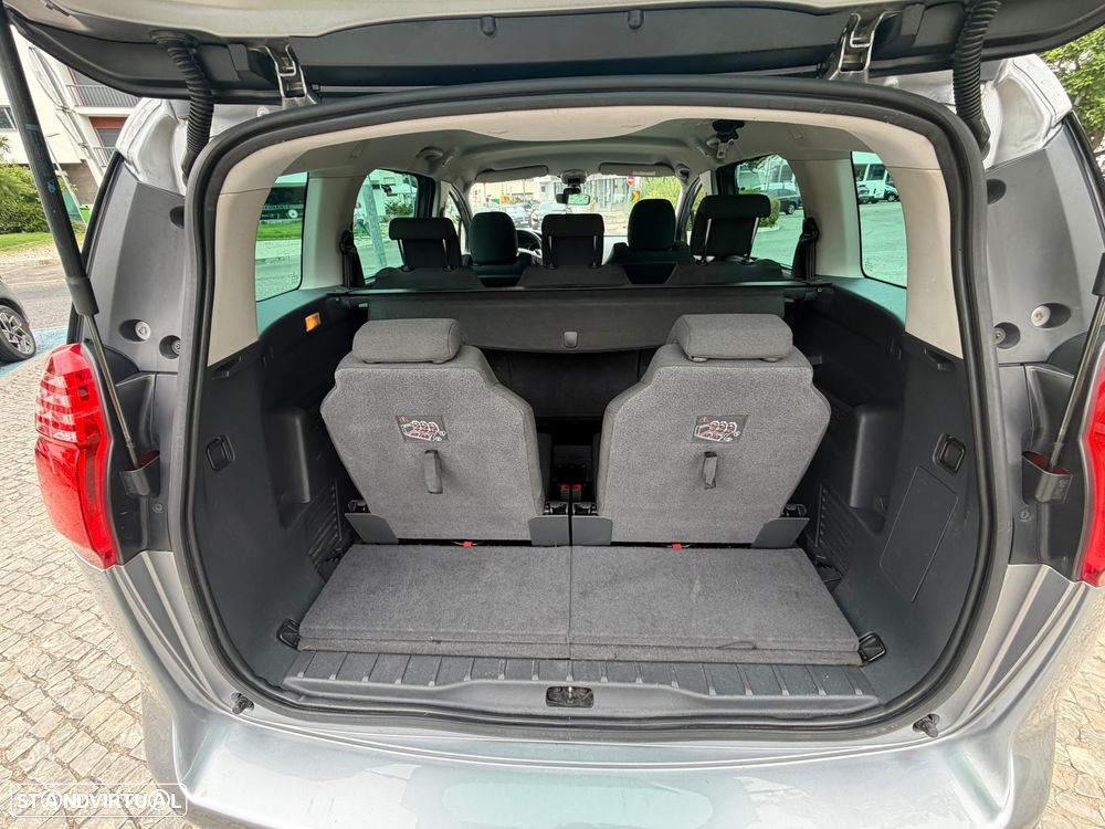 Peugeot 5008 - 22
