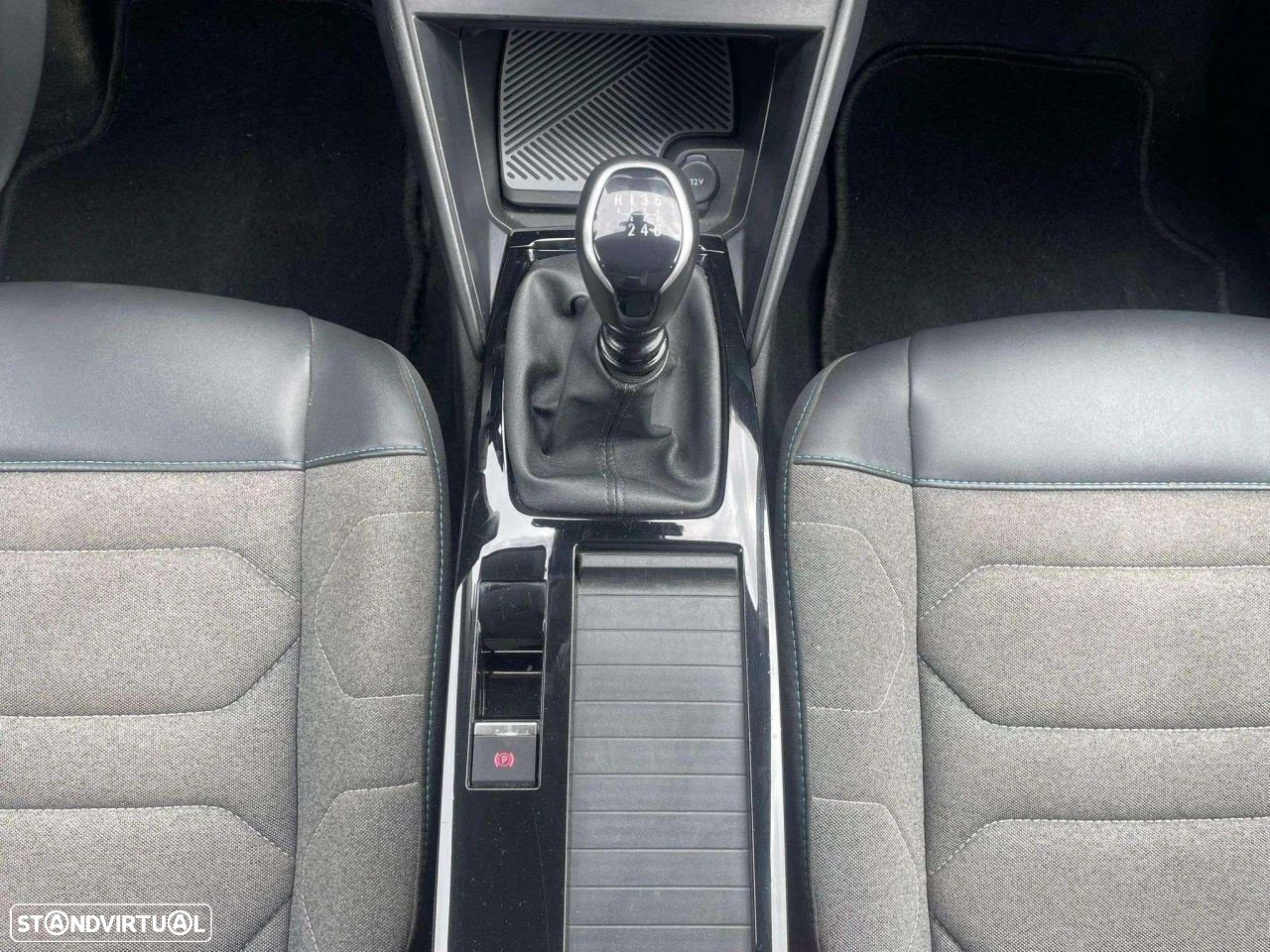 Citroën C4 1.2 PureTech Feel Pack - 12