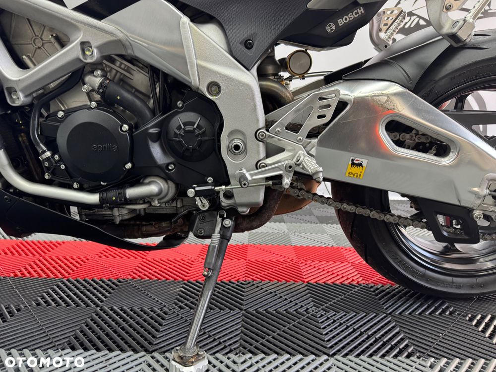 Aprilia Tuono - 18