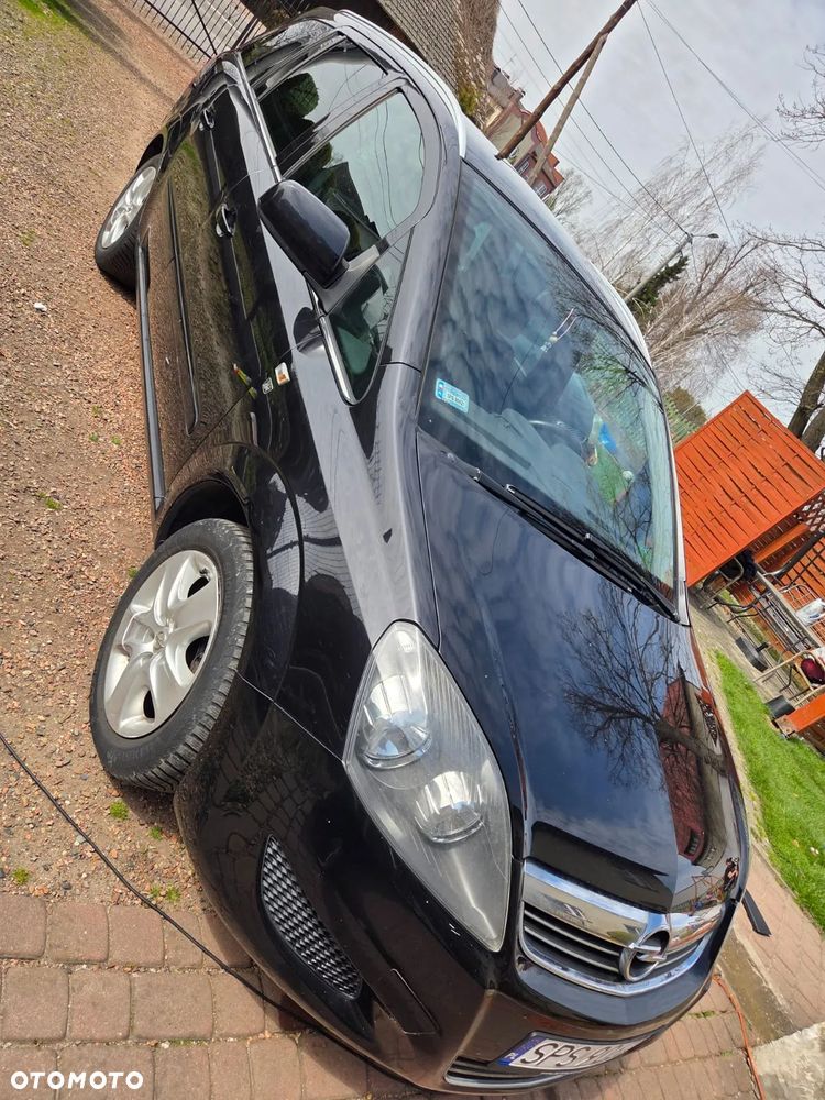 Opel Zafira 1.6 - 4