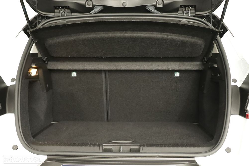 Renault Captur 1.0 TCe Techno Bi-Fuel - 25