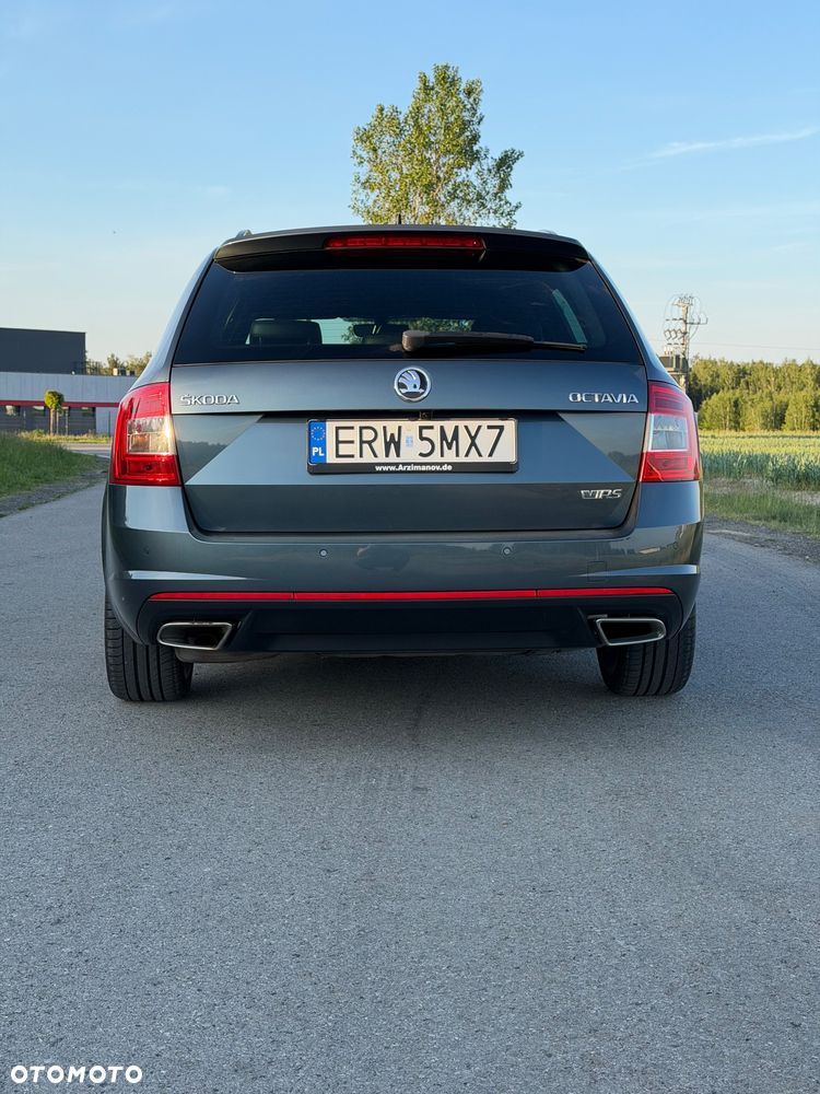 Skoda Octavia 2.0 TDI DSG RS - 6