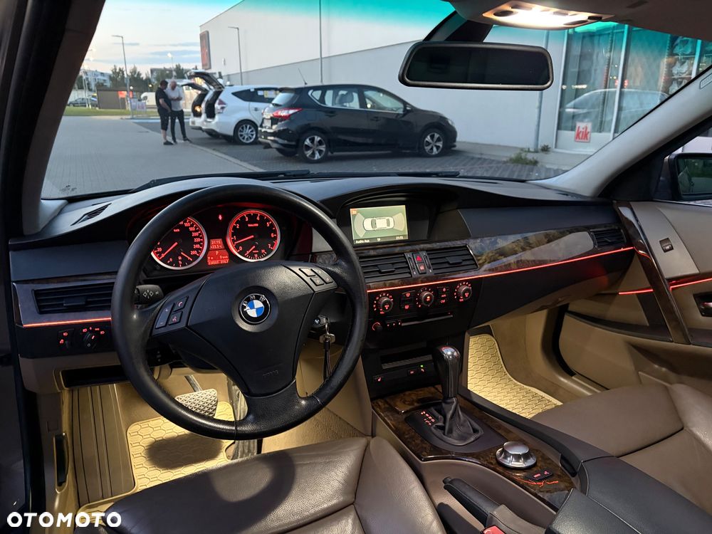 BMW Seria 5 - 28