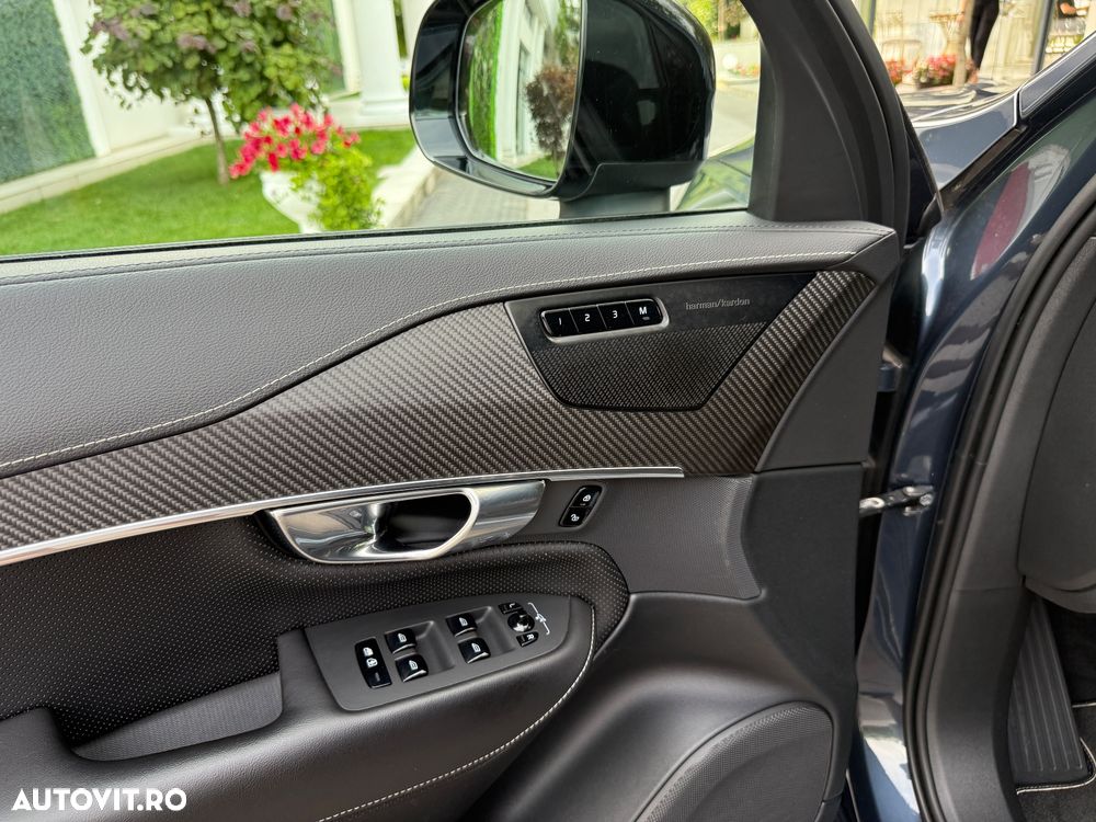 Volvo XC 90 B5 D AWD Geartronic RDesign - 32