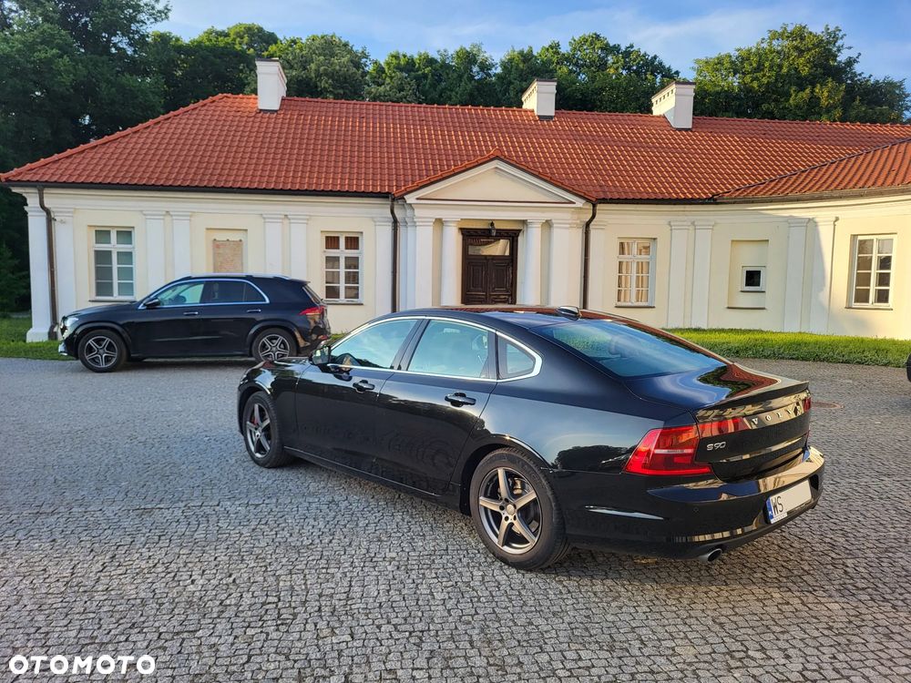 Volvo S90 D5 AWD Momentum - 9