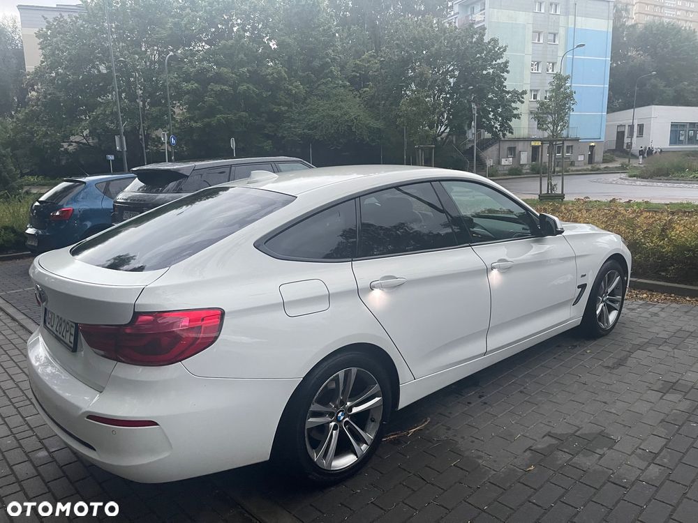 BMW 3GT 320i Sport Line sport - 8